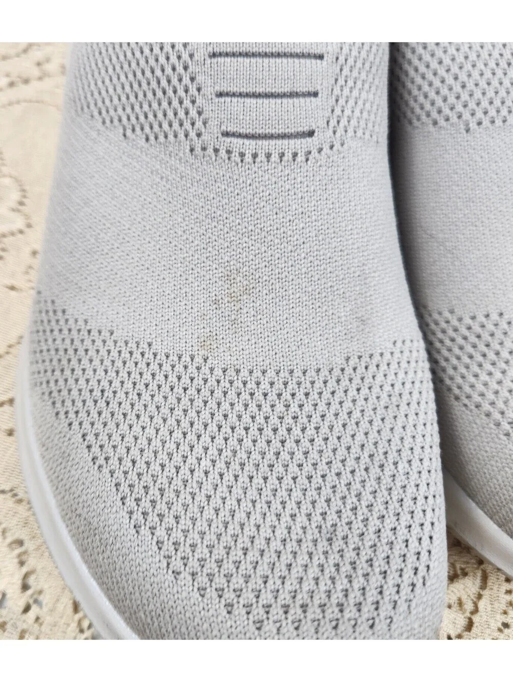 Skechers Air-Cooled Memory Foam Women's Gray Slip On Shoes Size 9.5 (US)